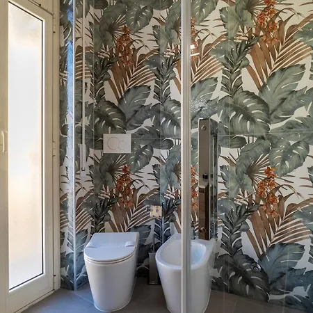 Guesthost - Appiolatino