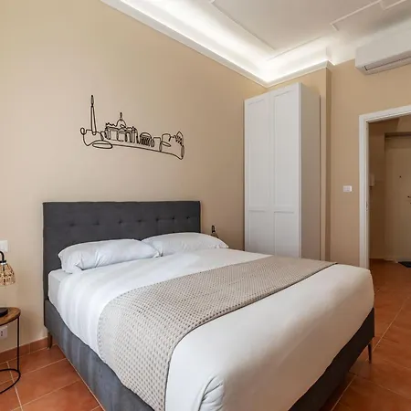 Guesthost - Appiolatino ローマ